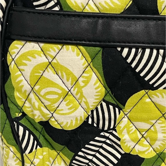 Vera Bradley satchel retired pattern - Picture 4 of 8